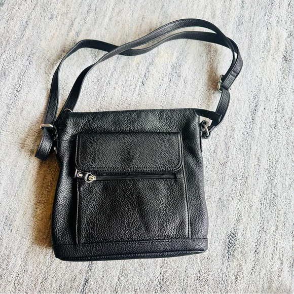 GIANI BERNINI Leather Crossbody